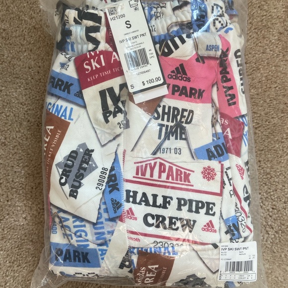 Sweat pants - Picture 2 of 2